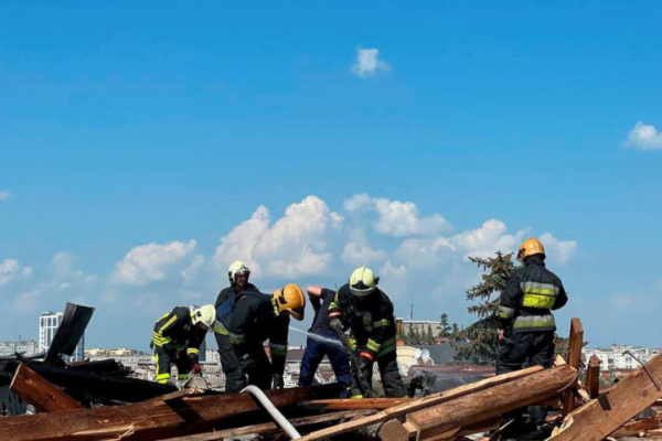 Russian missile strike on Chernihiv, Ukraine, results in seven deaths and numerous injuries